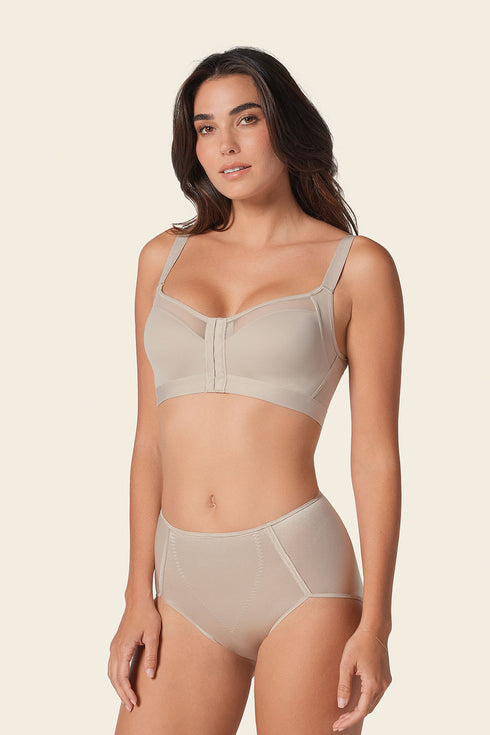 Leonisa Lightly Lined Wireless Posture Corrector Bra