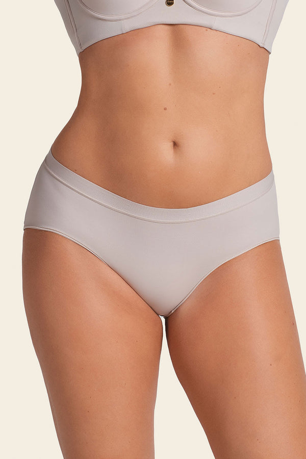 Leonisa Semi Low-rise Smooth Hiphugger Panty