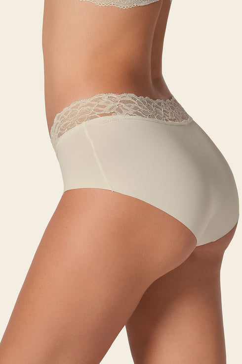 Leonisa Ultra Light Lace Trim Hipster Panty
