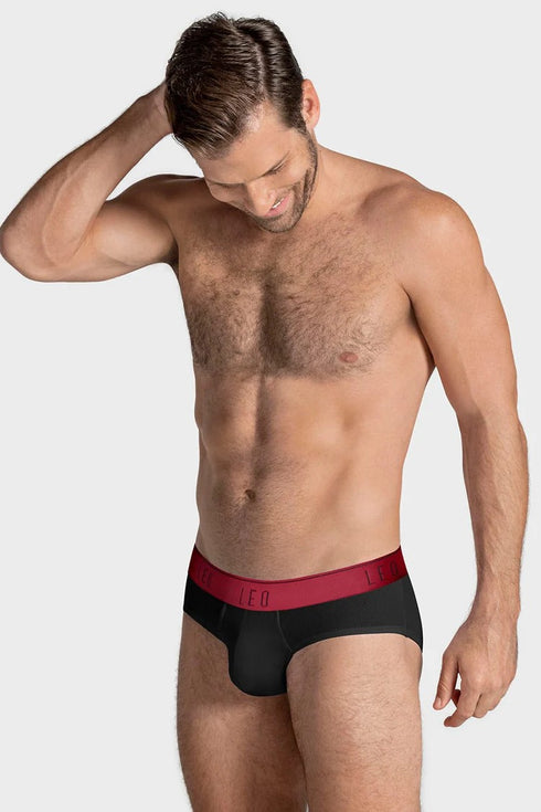 Leonisa Ultra-light Brief With Ergonomic Pouch