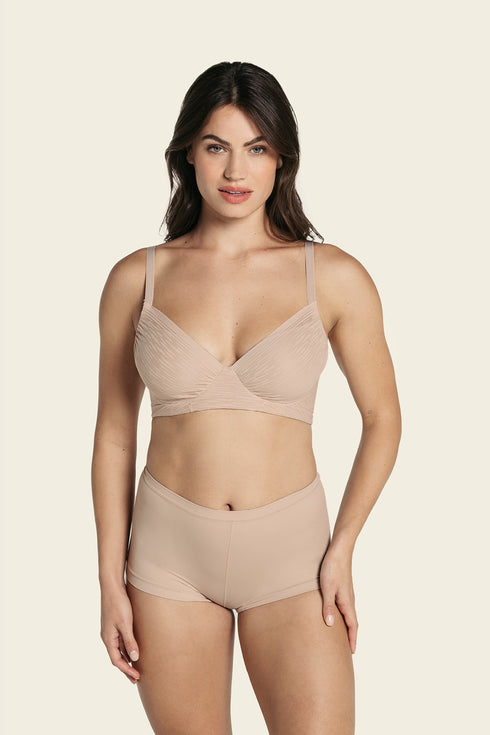 Leonisa Complete Coverage Smoothing Bra