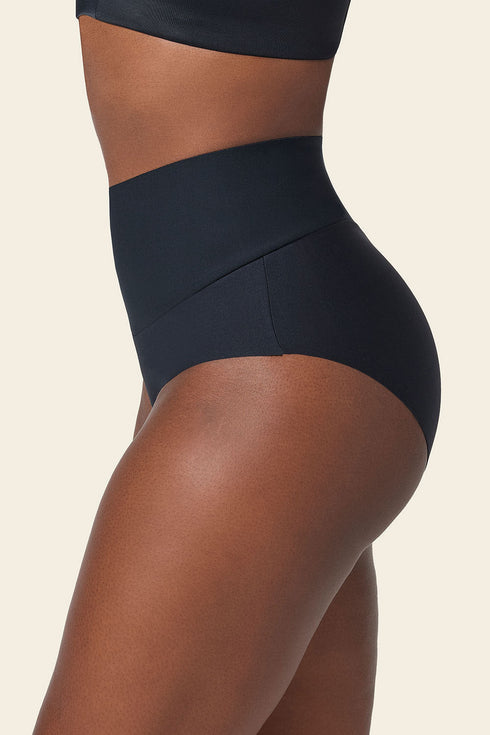 Leonisa High-tech High-waisted Classic Sculpting Panty