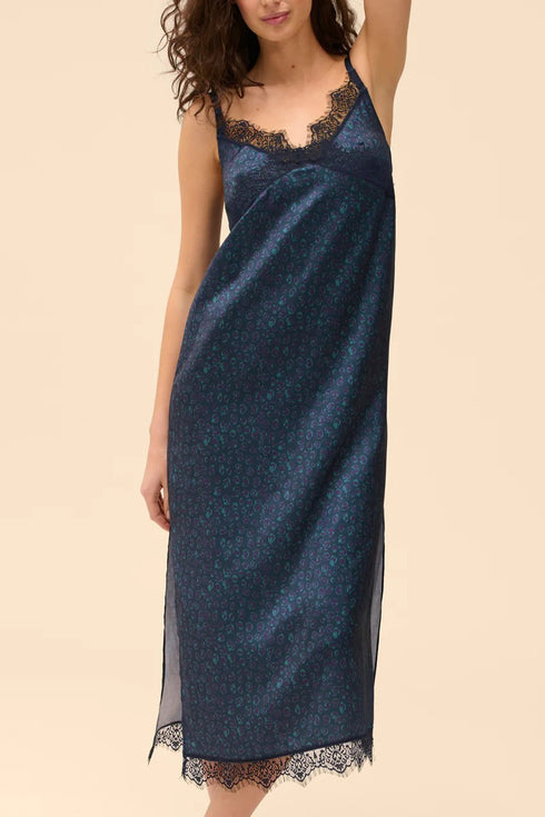 Simone Perele 23H Satin Secrets Nightdress