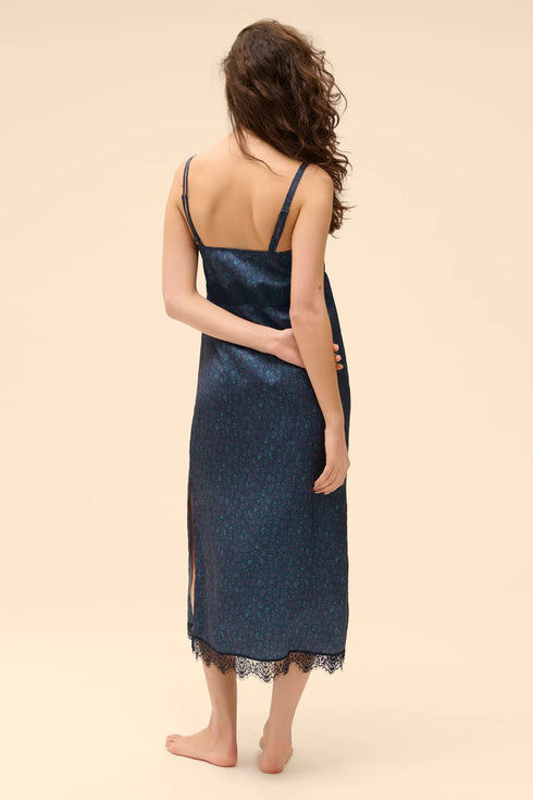 Simone Perele 23H Satin Secrets Nightdress