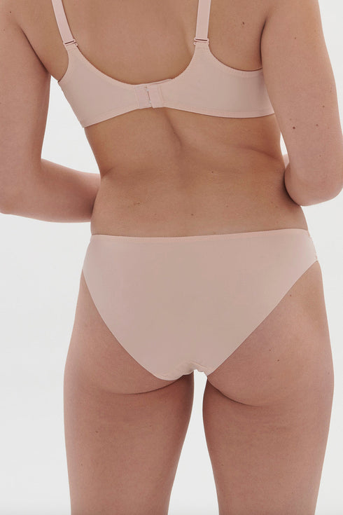 Simone Perele 1A2 Singuliere Brief