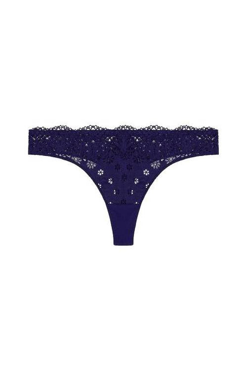 Simone Perele 1B4 Aimee Thong
