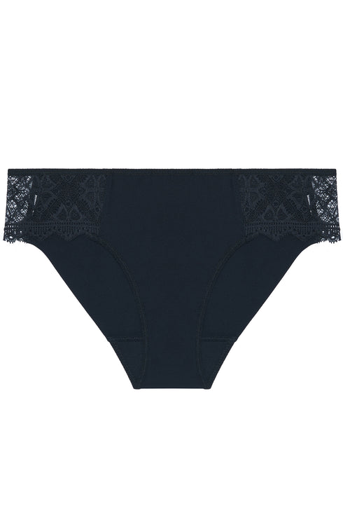 Simone Perele 1C1 Escale Brief