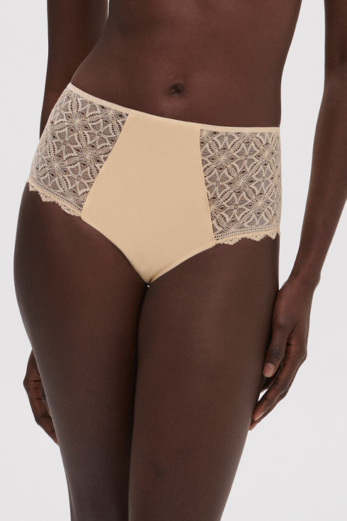 Simone Perele 1C1 Escale Deep Brief