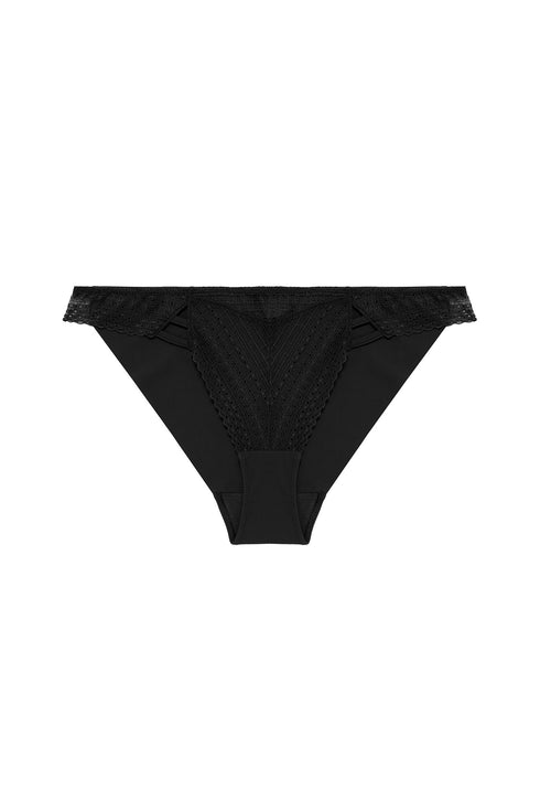 Simone Perele 1D6 Pia Brief