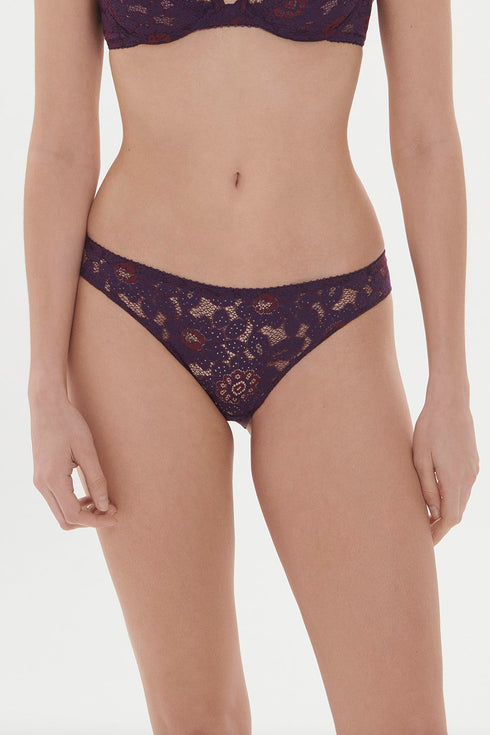 Simone Perele 1E1 Festive Brief