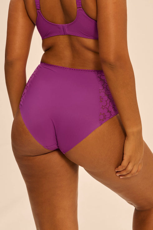 Simone Perele 1F1 Oisive Control Brief