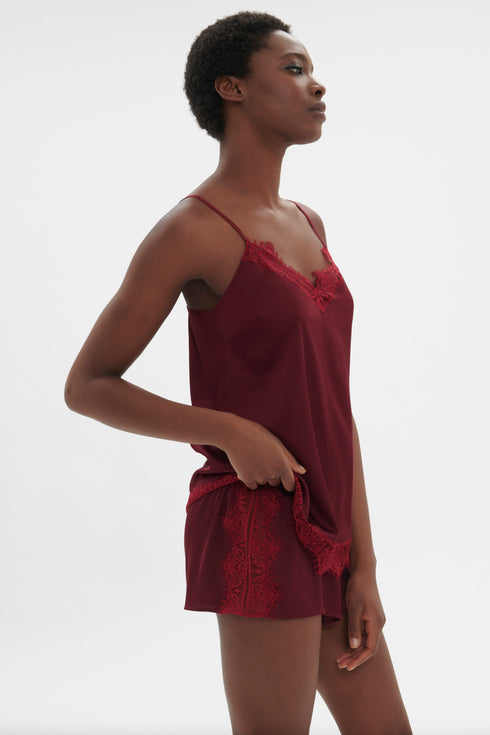 Simone Perele 23H Satin Secrets Night Short