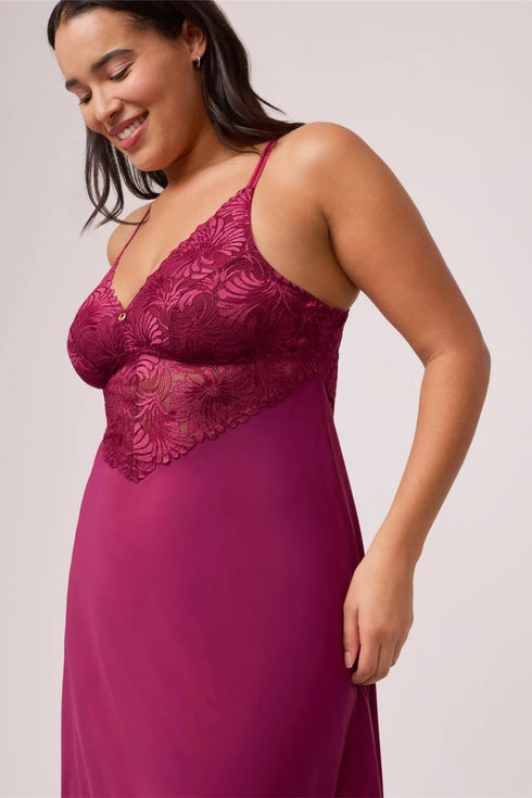Montelle Vixen Bust Chemise