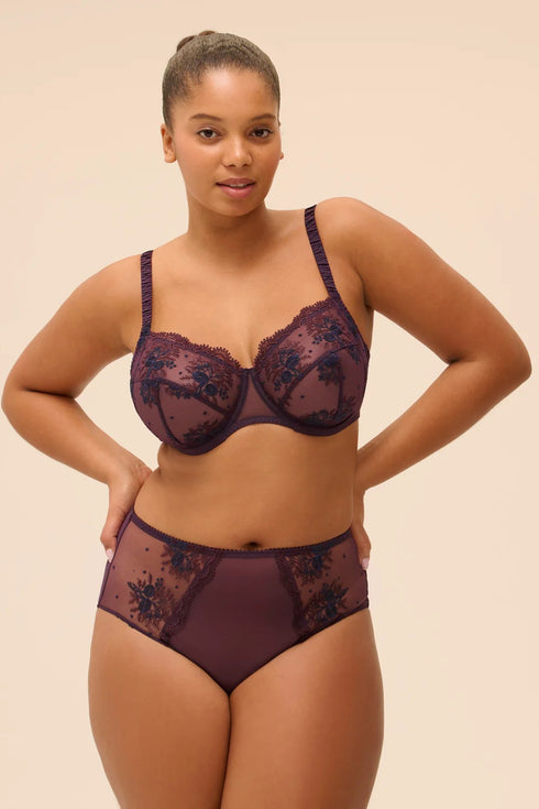 Simone Perele 1E2 Intrigue Deep Brief