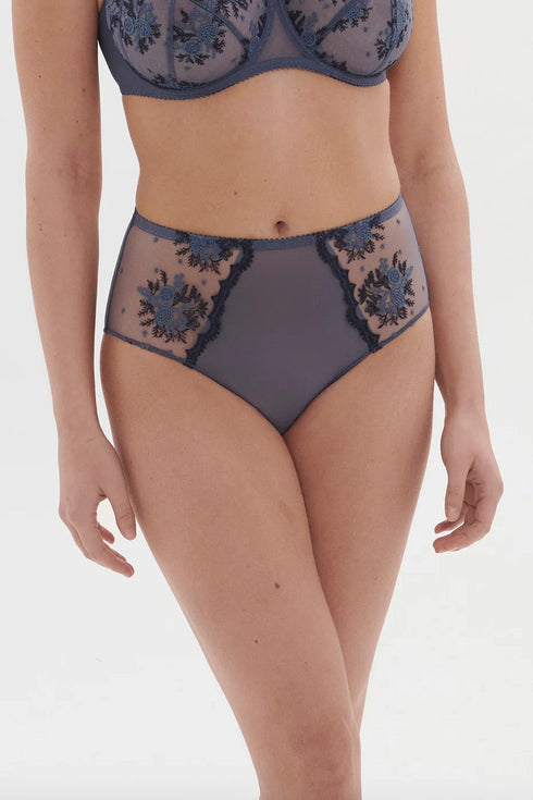Simone Perele 1E2 Intrigue Deep Brief