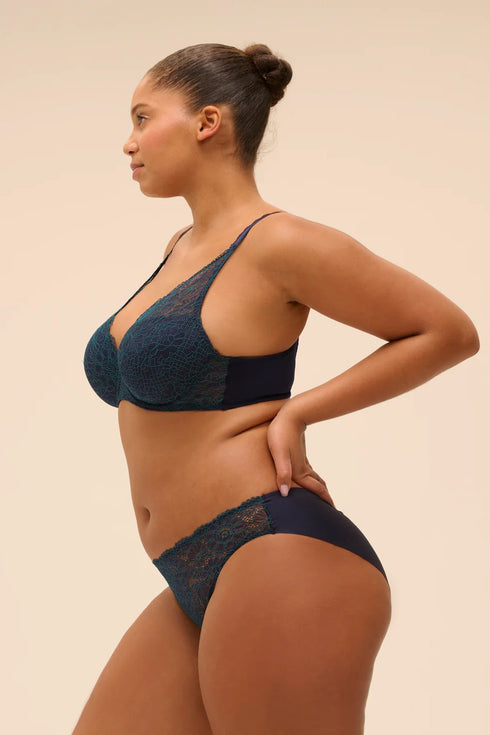 Simone Perele 1G1 Poème Brief