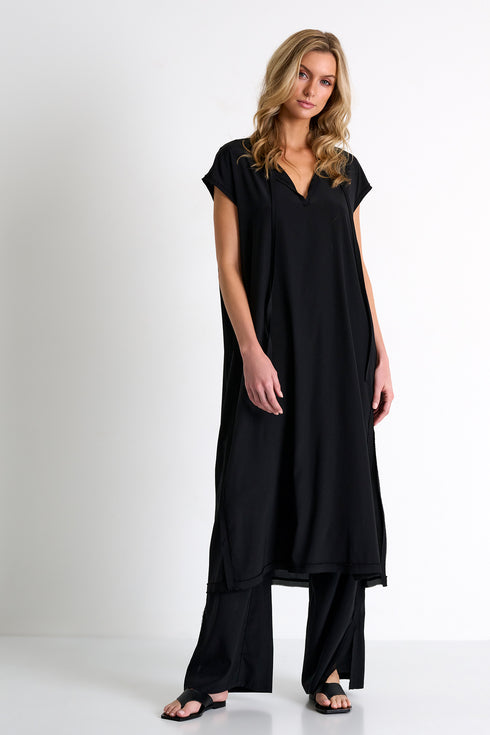 Shan Céline Silk dress with boat neckline
