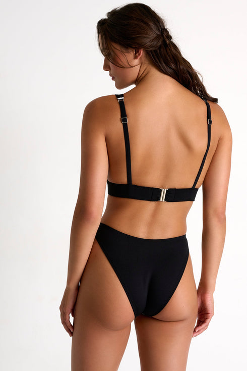 Tuxedo Knot Bikini Top 04 / 952 Luna