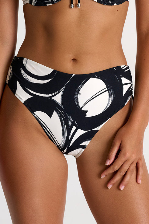 Shan Classique Classic Mid-Rise Bikini Bottom - 42560-35-952