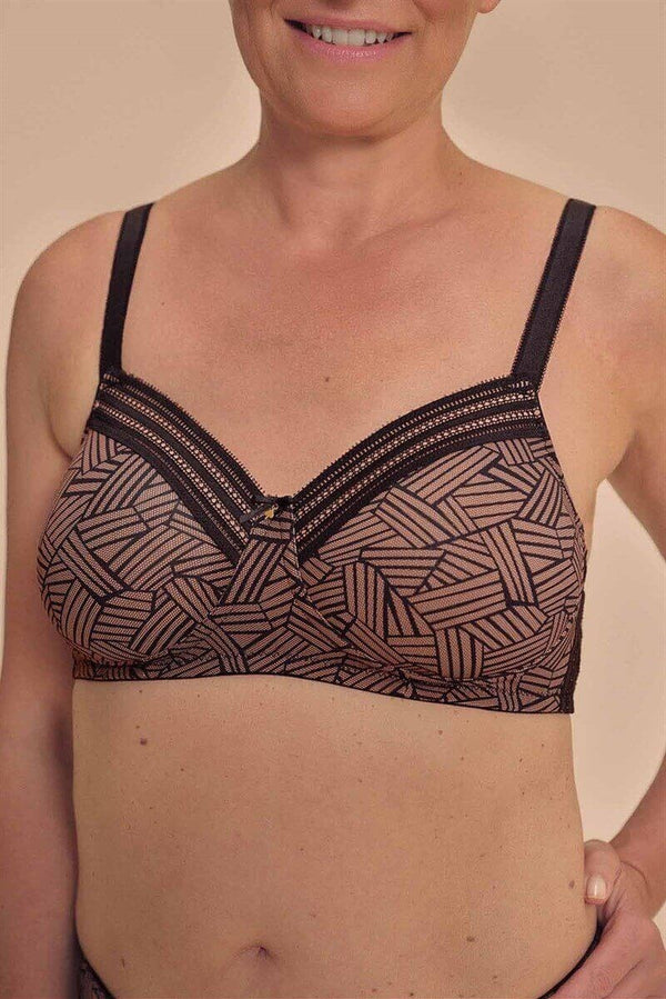 Amoena Brooke Padded Wire