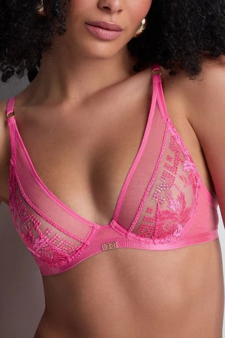 Aubade Rules Of Attraction Triangle