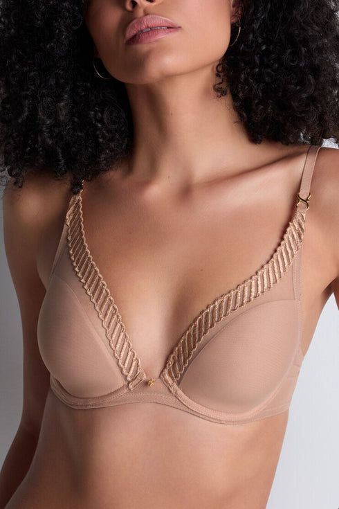 Aubade Sheer Emotion Triangle