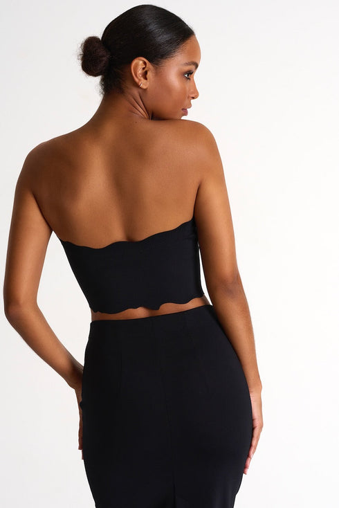 Scalloped Bandeau Top - 52447-26-800 02 / 800 Caviar / 75% POLYAMIDE, 25% ELASTANE