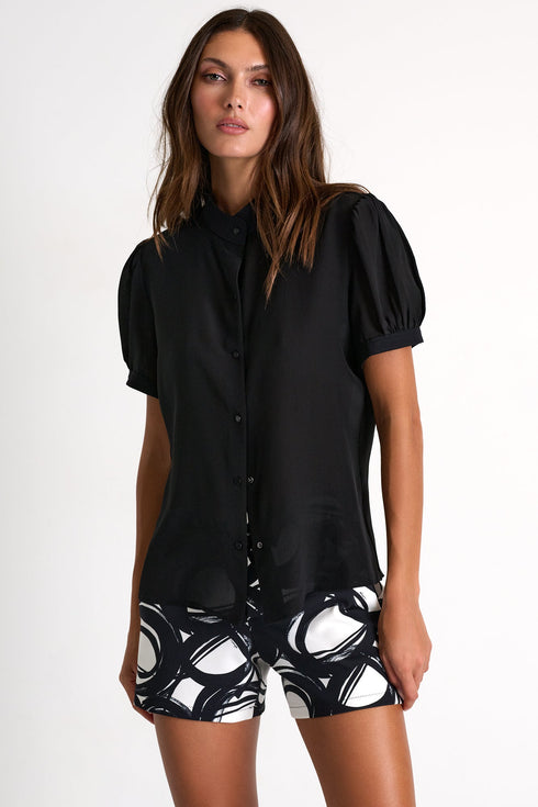 Contemporary Shorts - 52527-54-952 02 / 952 Luna / 75% POLYAMIDE, 25% ELASTANE