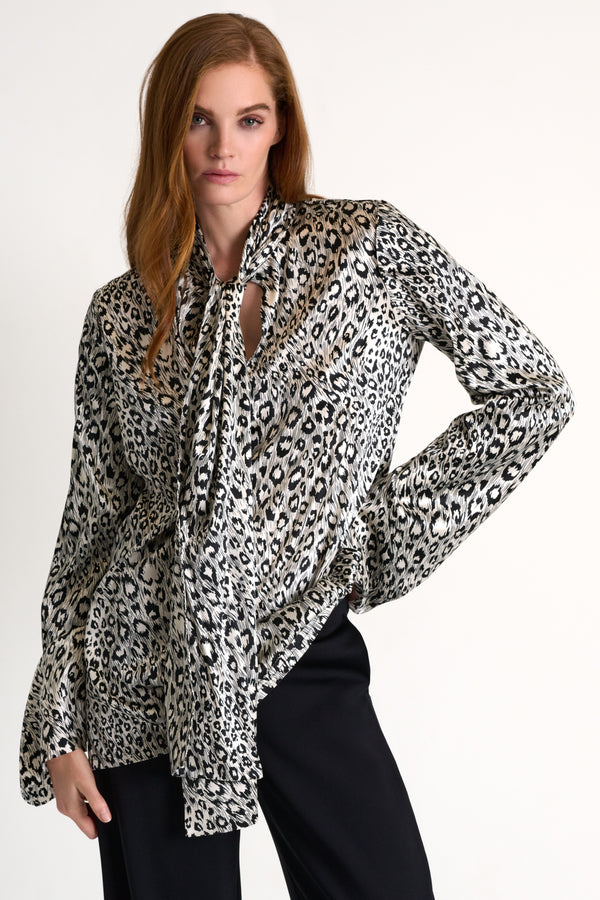 Shan Céline Elegant silk blouse