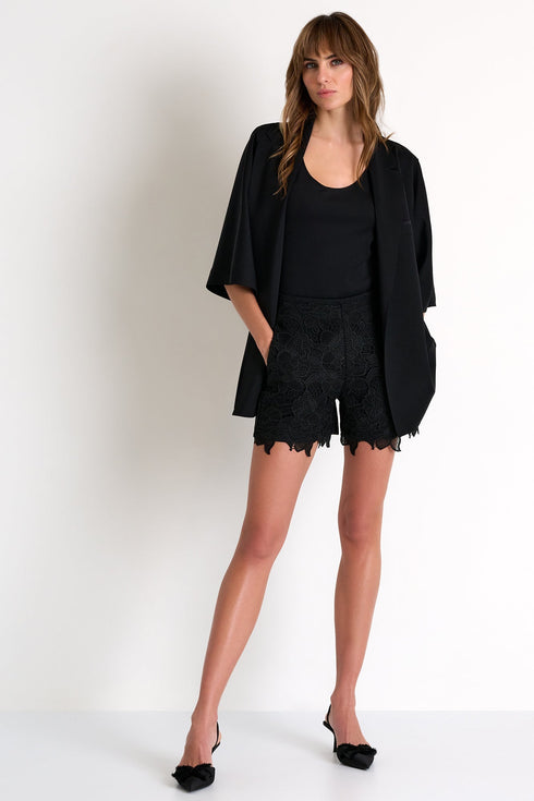 Floral Guipure Lace Shorts - 52643-54-800 02 / 800 Black