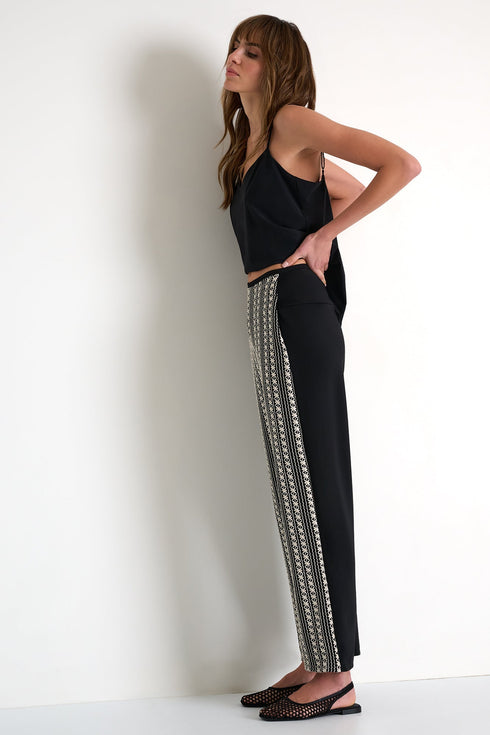 Embroidered Pants - 52644-59-802 02 / 802 Black/Beige