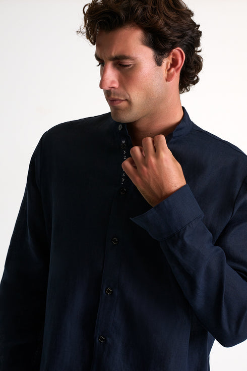 Shan Lin Mandarin collar linen shirt