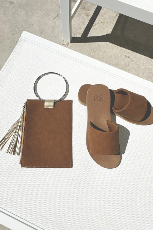 Malvados Parker Clutch Saddle Clutch