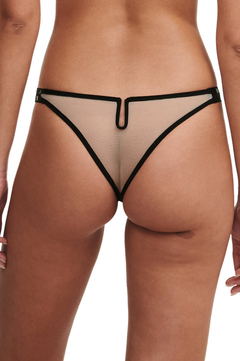 Chantelle Vibrate Lace Thong