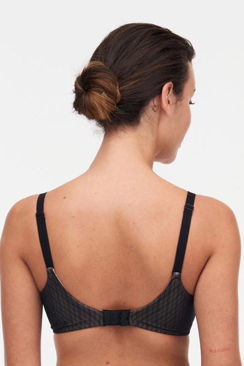 Chantelle Smooth Lines Back Smoothing Seamless Minimizer Bra