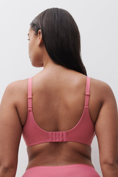 Chantelle Norah Covering Molded Bra