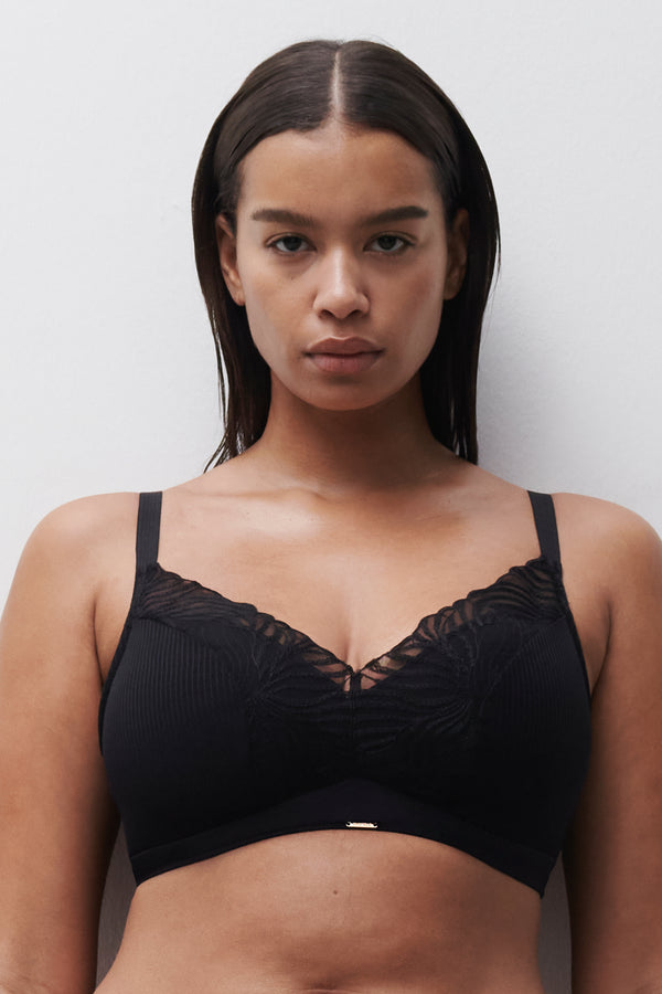 Chantelle Legend Wirefree Support Foam Bra