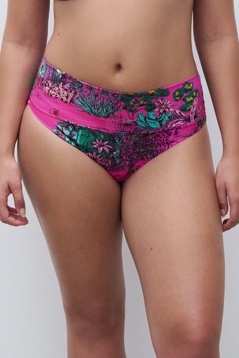 Chantelle Sauvage Full Brief