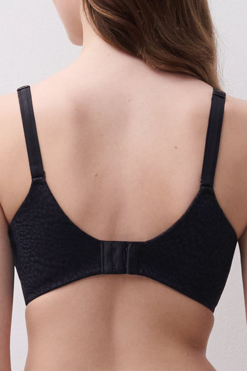 Chantelle Magique Covering Molded Bra