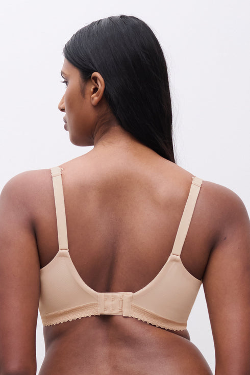 ChantelleRomance Covering Underwired Bra