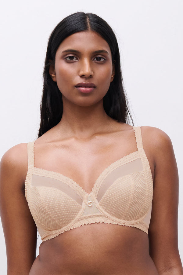 ChantelleRomance Covering Underwired Bra