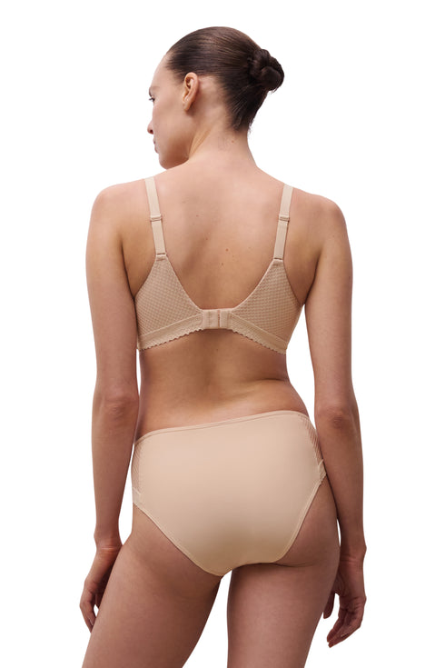 Chantelle Romance Covering T-shirt Bra