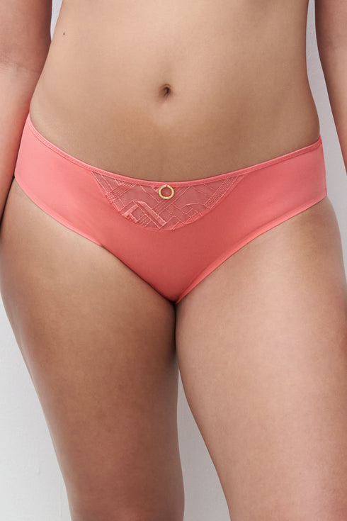Chantelle Graphic Support Brief