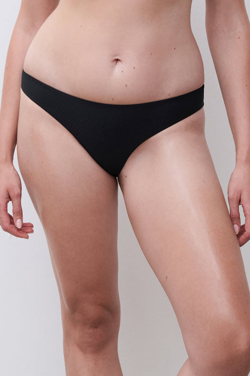 Femilet Navarino Brief