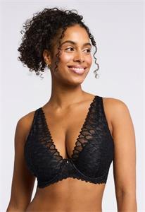 Montelle Lacy Full Mystique