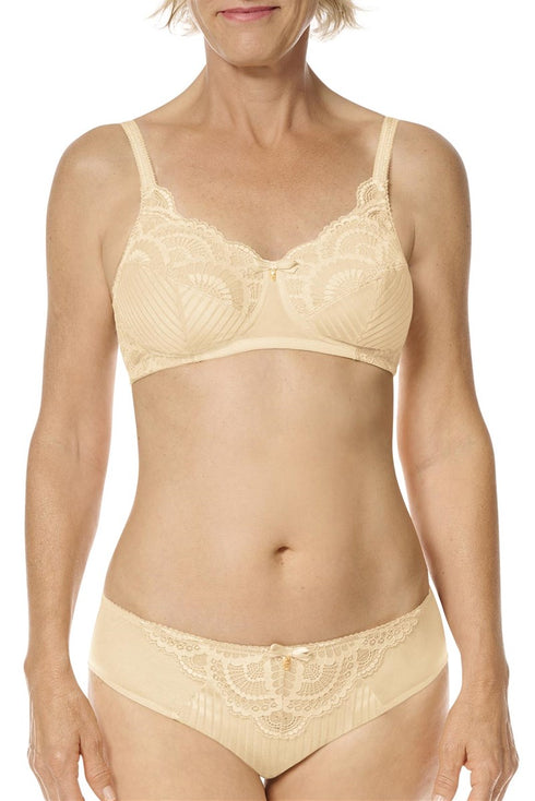 Amoena Karolina Wire-Free Bra