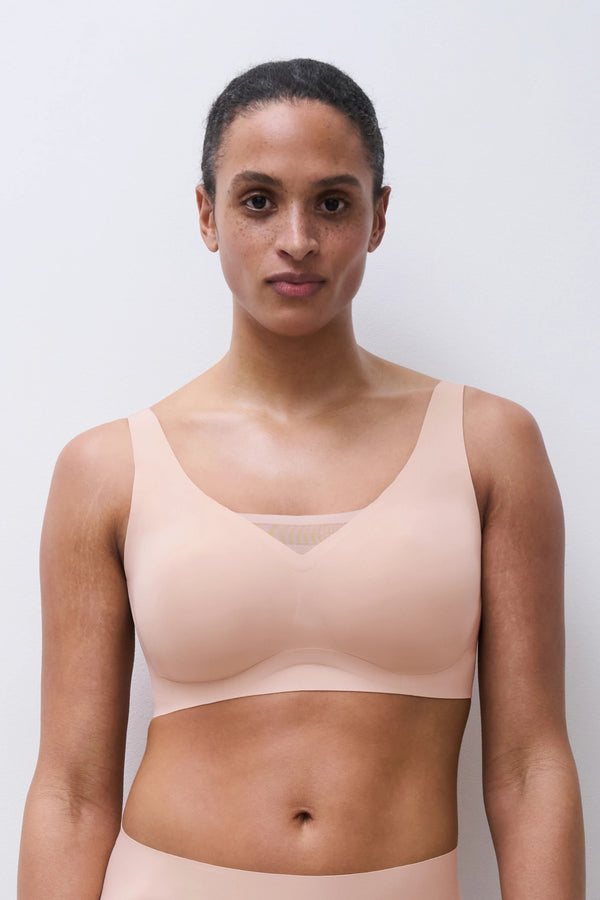 Chantelle Defi Wireless Full Bust Support Bra