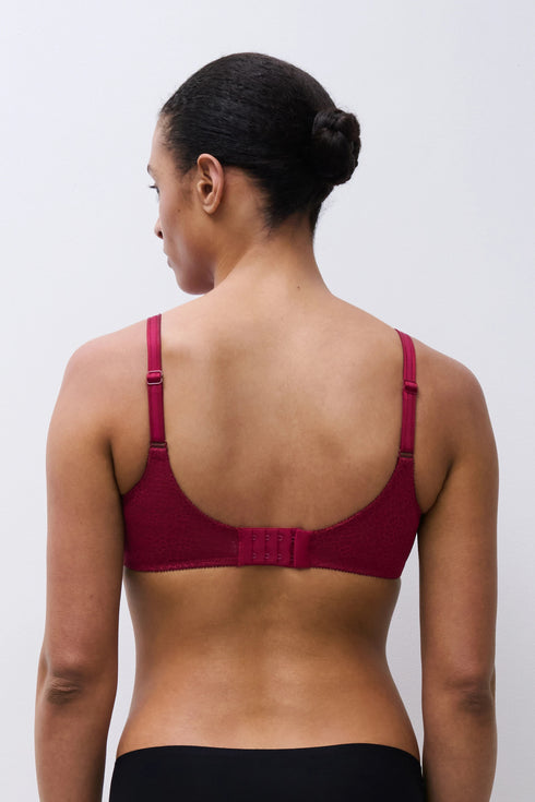 Chantelle C Magnifique Seamless Unlined Minimizer