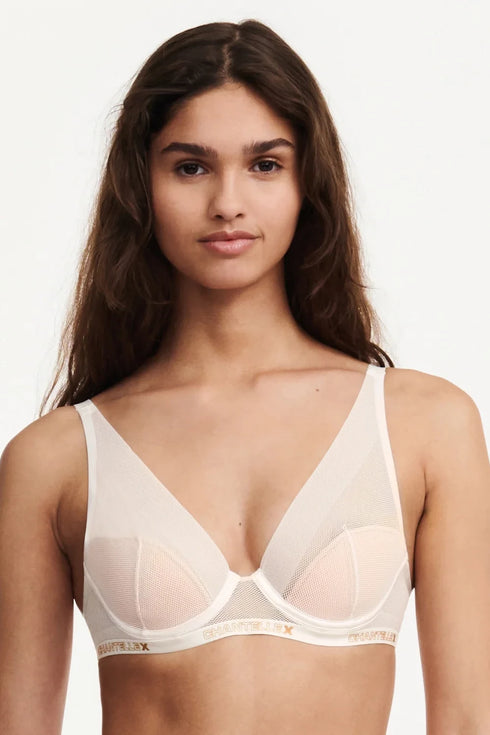 Chantelle Xpose Plunge Foam Bra