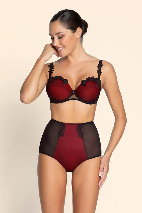 Lise Charmel J49 Bellissime Inconnue Control Brief